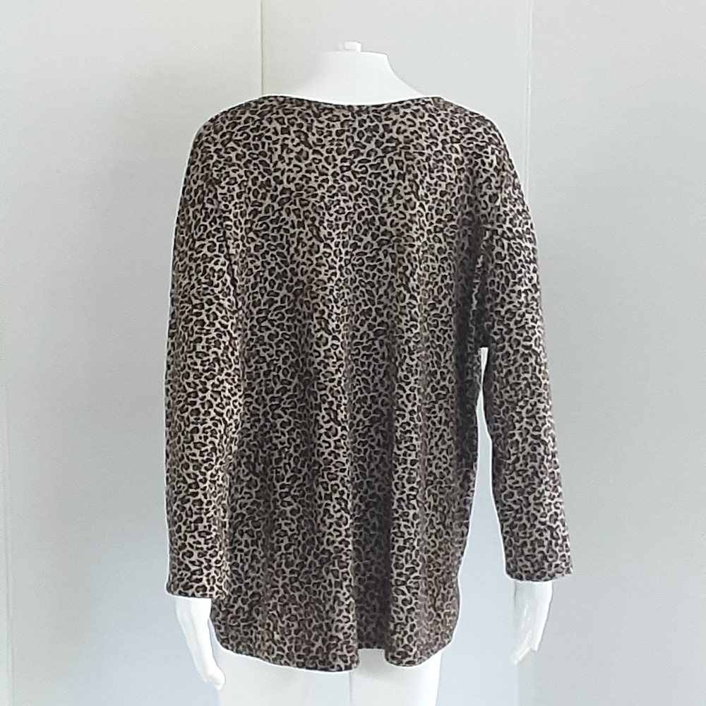 EMGEE Drape Front Hi-Low Leopard Print Drop Long Sleeve Blouse Sz M - Picture 4 of 7